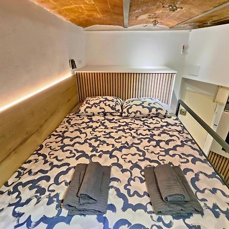 Moderno Estudio Sagrada Familia บาร์เซโลนา ภายนอก รูปภาพ